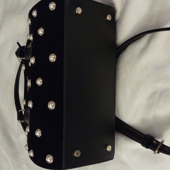 Kate Spade Mini Reiley Black Velvet & pearl bag NWT - Picture 5 of 6